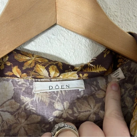 DOEN Sheila Button Down Top in Fern Grove Floral - Picture 8 of 10
